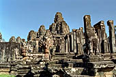 Angkor Thom - Bayon temple, south gopura of the third enclosure 